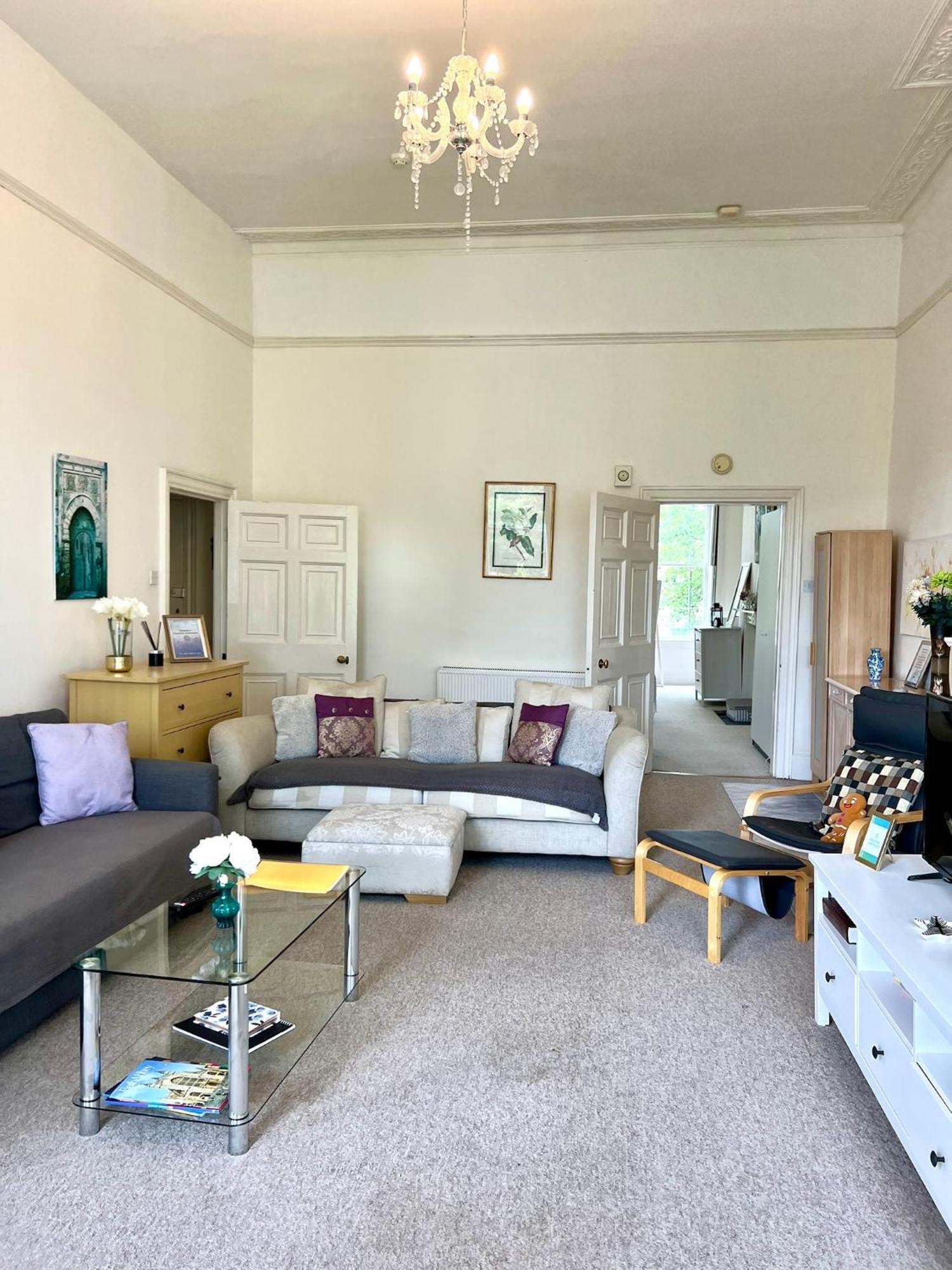 Grosvenor Apartments In Bath - Great For Families, Groups, Couples, 80 Sq M, Parking Екстериор снимка
